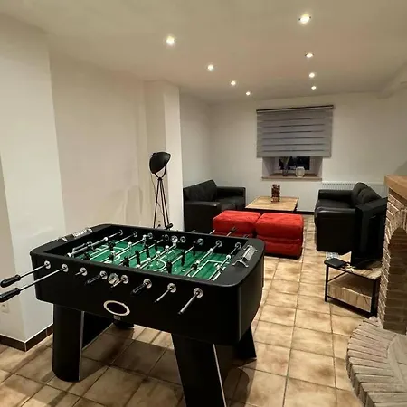 Maison Dans Un Village Calme Pres De *